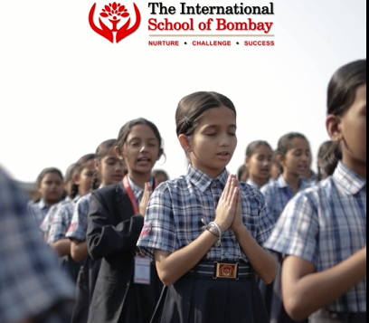 Learning doesn’t stop at the classroom door. On the field and in activities, talents truly shine. With teamwork, laughter, and endless energy, Every moment becomes a lesson in confidence and joy. 🌟